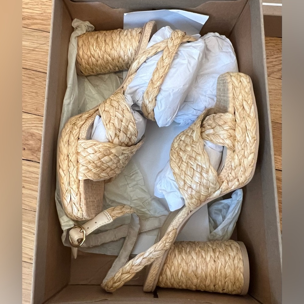 Dolce Vita Raffia Sandal